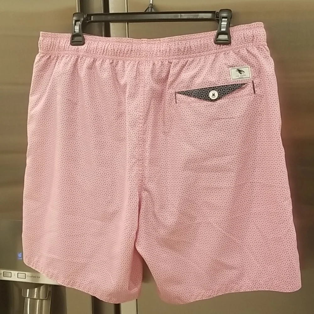 💕TED BAKER💕 Ribs Geo Printed Swim Shorts ~ Pink